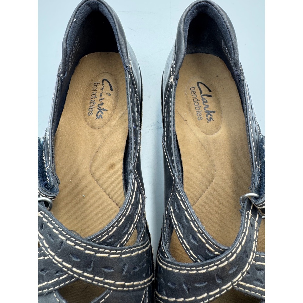 Clarks Bendables Black Leather Laser Cut Mary Jane Comfort Shoes Womens 7 M‎ - Picture 8 of 8